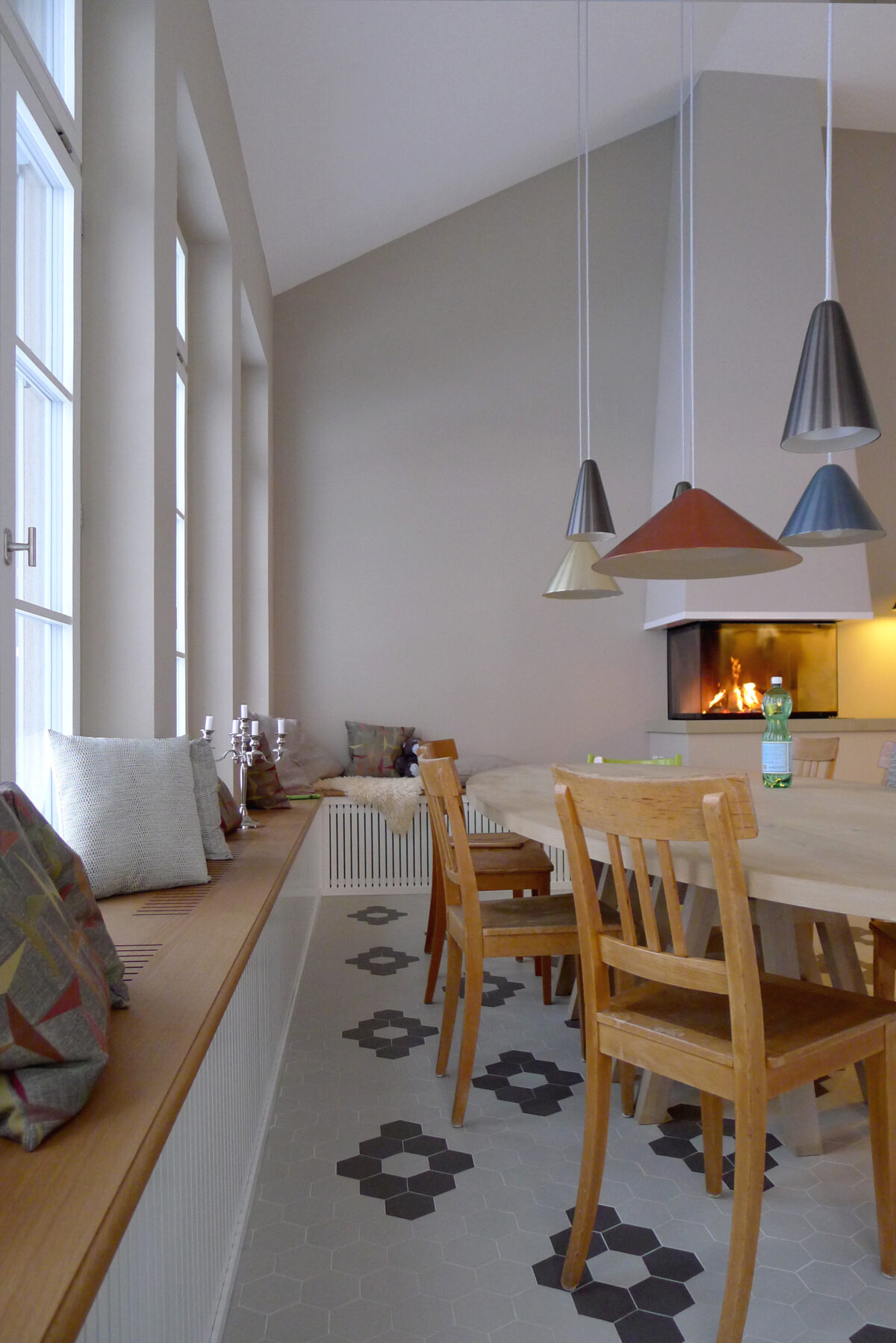Zünikon - Umbau eines alten Schulhauses zu einer Wohneinheit - Schmid Schaerer Architekten Zürich